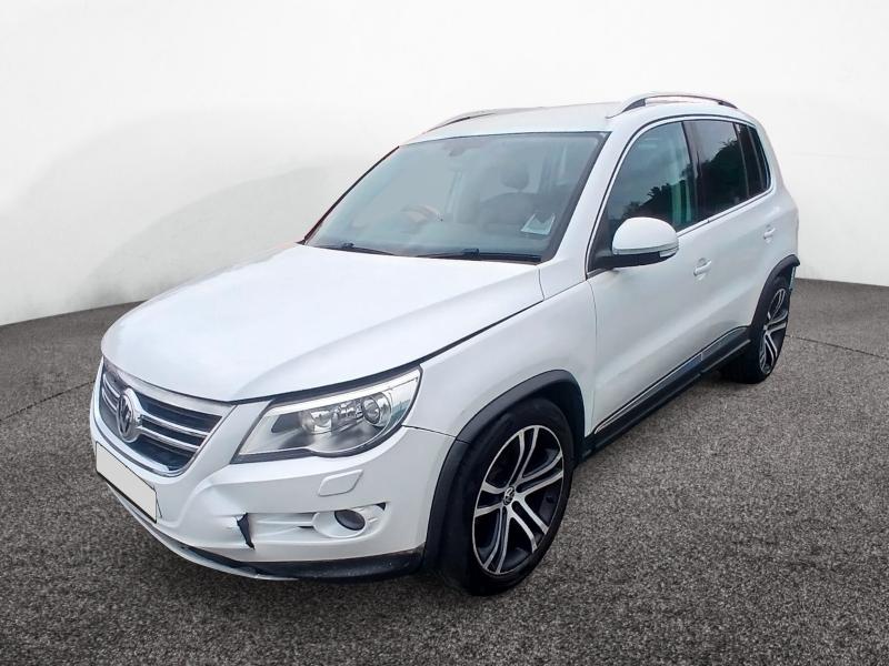 2010 Volkswagen Tiguan Summit tdi 4mot a 1968cc Turbo Diesel Automatic 6 Speed SUV