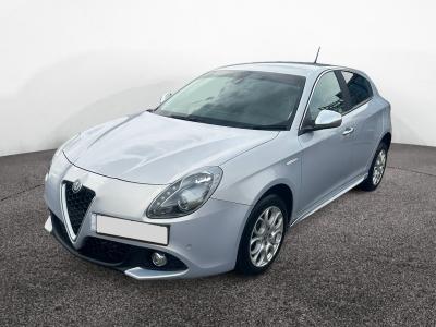 Image of 2017 Alfa Romeo Giulietta Super Jtdm-2 s-a 1598cc Turbo Diesel Semi Automatic 6 Speed Hatchback