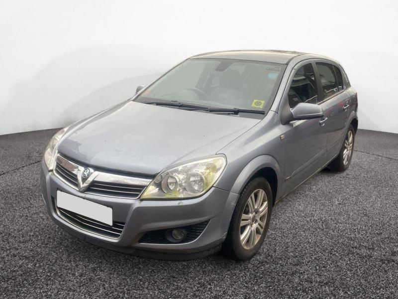 2008 Vauxhall Astra Design s-a 1598cc Petrol Semi Automatic 5 Speed Hatchback
