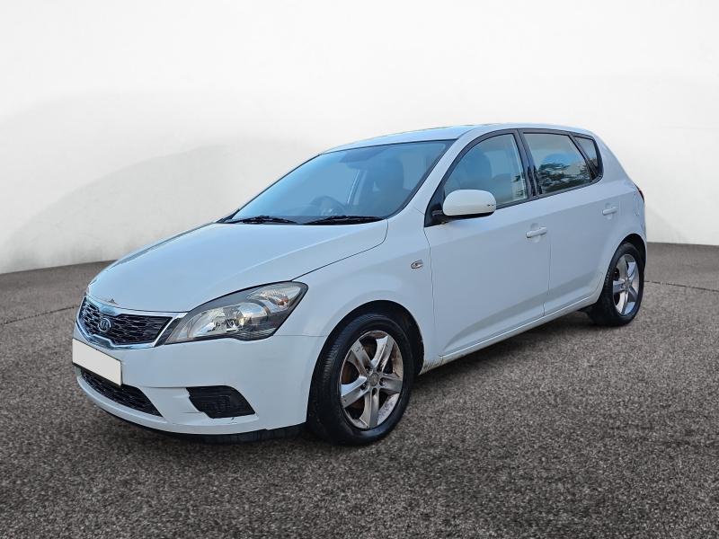 2011 kia Ceed Vr-7 1396cc Petrol Manual 5 Speed Hatchback
