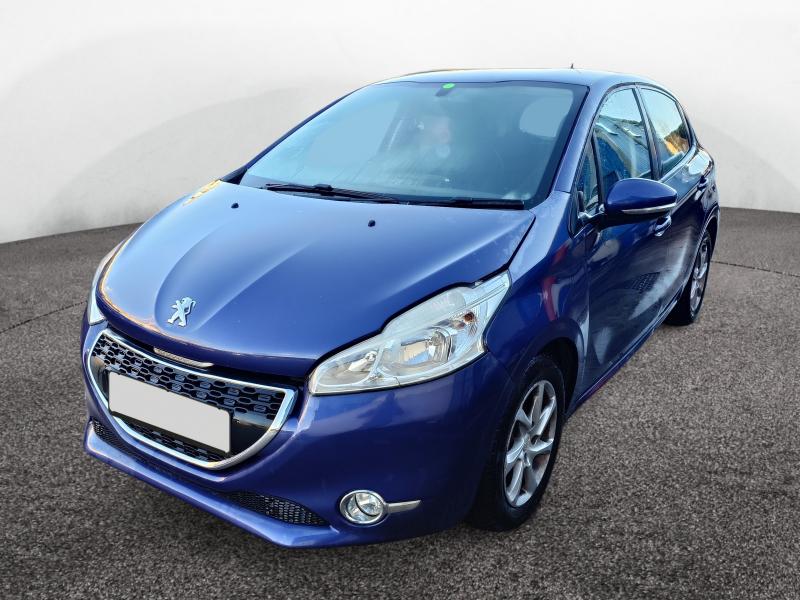 2014 Peugeot 208 Active E-hdi s-a 1398cc Turbo Diesel Semi Automatic 5 Speed Hatchback