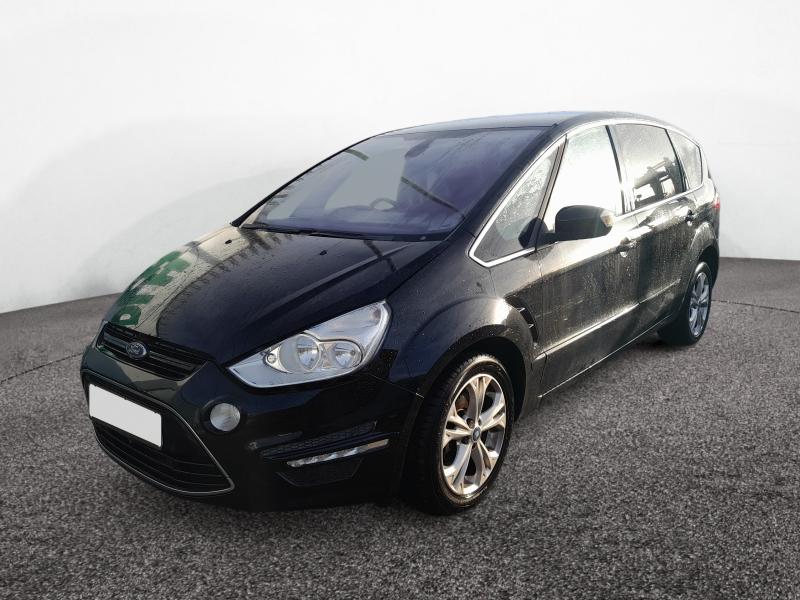 2013 Ford S-max Titanium Tdci 138 a 1997cc Turbo Diesel Automatic 6 Speed MPV