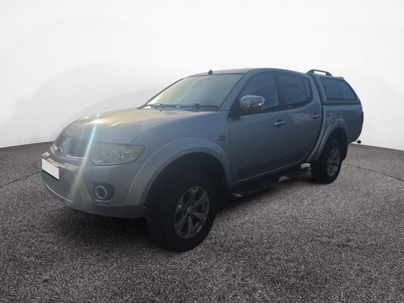 2012 Mitsubishi L200 Barbar-n lb dcb Di-d4x4 a 2477cc Turbo Diesel Automatic 5 Speed Pick Up