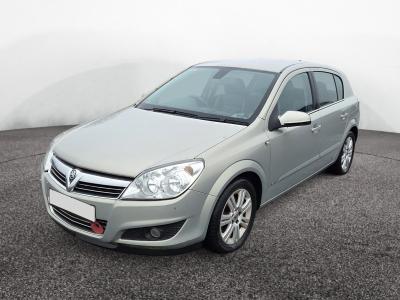 Image of 2009 Vauxhall Astra Elite a 1796cc Petrol Automatic 4 Speed Hatchback