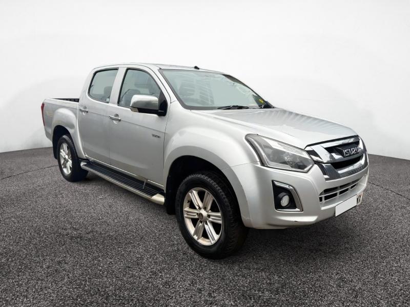 2017 Isuzu D-MAX YUKON NAV 1898cc Turbo Diesel Manual 6 Speed Pick Up