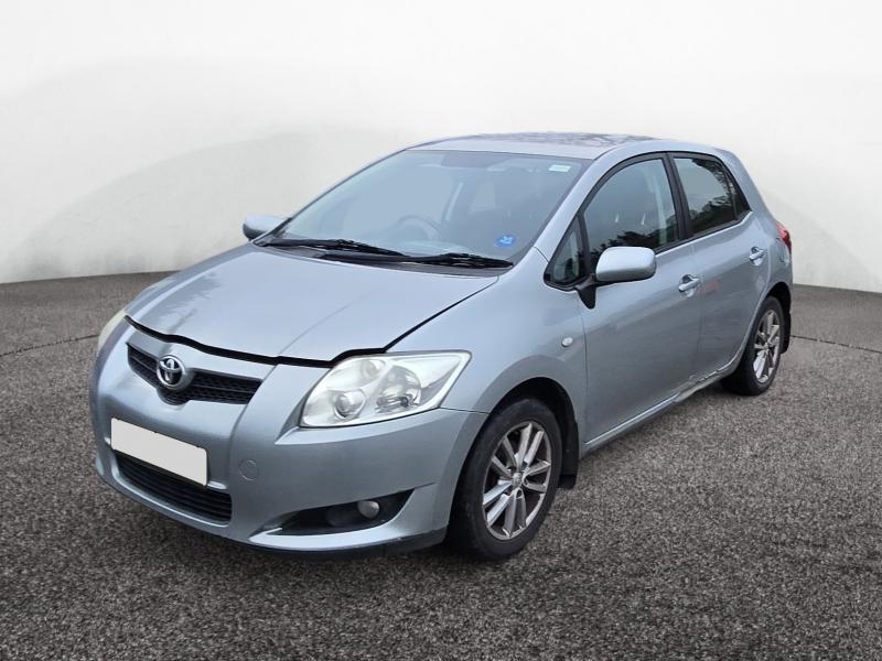 2009 Toyota Auris tr Valvematic s-a 1598cc Petrol Semi Automatic 6 Speed Hatchback