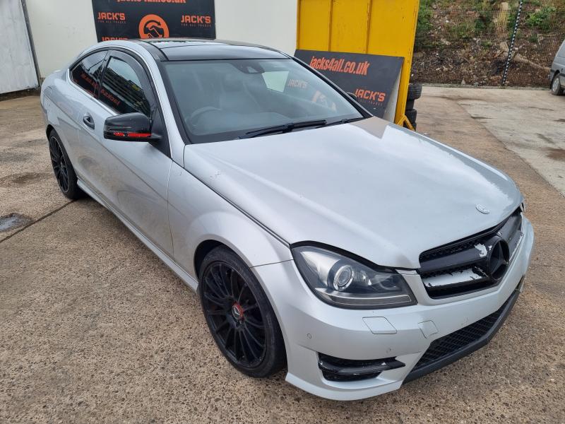 2014 Mercedes C-class C220 Cdi Amg Sport Edition Premium Plus 2143cc Turbo Diesel Automatic 7 Speed 7 Coupe