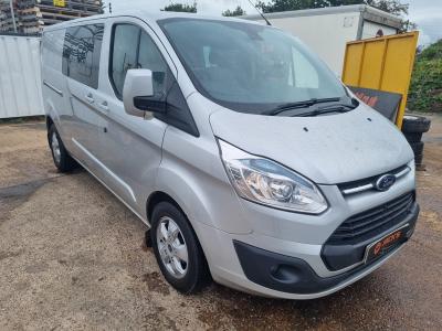 Image of 2016 Ford Transit Custom 310 Limited Lr Dcb 2198cc Turbo Diesel Manual 6 Speed 6 Panel Van