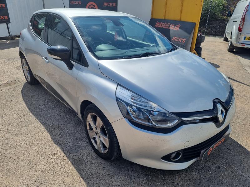2015 Renault Clio Dynamique Medianav Energy Tce S/s 899cc Turbo Petrol Manual 5 Speed 5 Hatchback