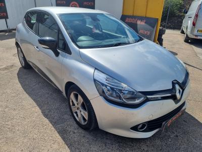 Image of 2015 Renault Clio Dynamique Medianav Energy Tce S/s 899cc Turbo Petrol Manual 5 Speed 5 Hatchback