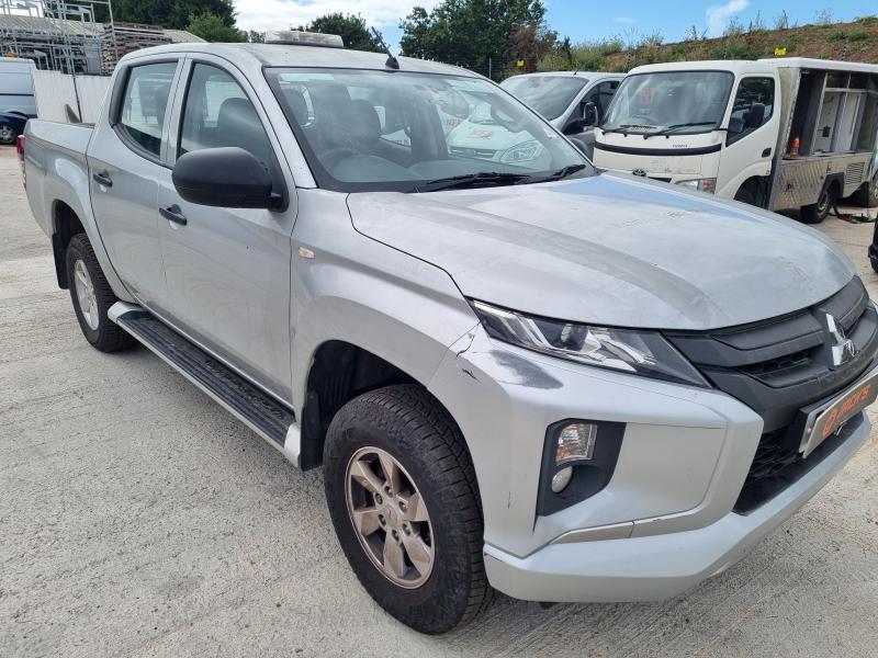 2020 Mitsubishi L200 Di-d 4life Dcb 2268cc Turbo Diesel Manual 6 Speed 6 Pick Up
