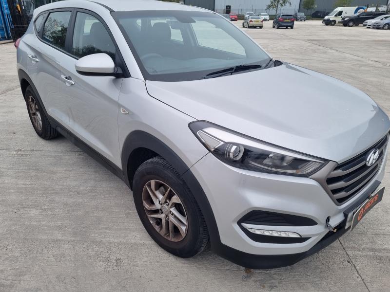 2016 Hyundai Tucson Crdi S Blue Drive 1685cc Turbo Diesel Manual 6 Speed 6 Estate