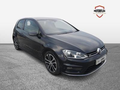 Image of 2015 VOLKSWAGEN GOLF R-LINE TDI BLUEMOTION TECHNOLO 1968cc TURBO DIESEL MANUAL 3 DOOR HATCHBACK