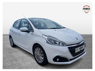 Image of 2018 PEUGEOT 208 S/S SIGNATURE 1199cc PETROL MANUAL 5 DOOR HATCHBACK