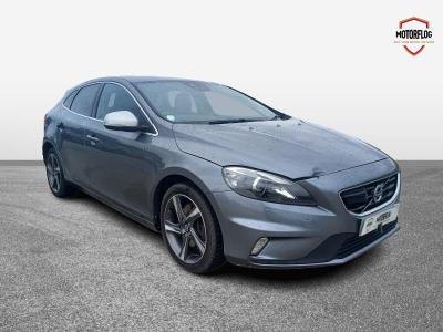 Image of 2016 VOLVO V40 D3 R-DESIGN LUX NAV 1969cc TURBO DIESEL AUTOMATIC 5 DOOR HATCHBACK