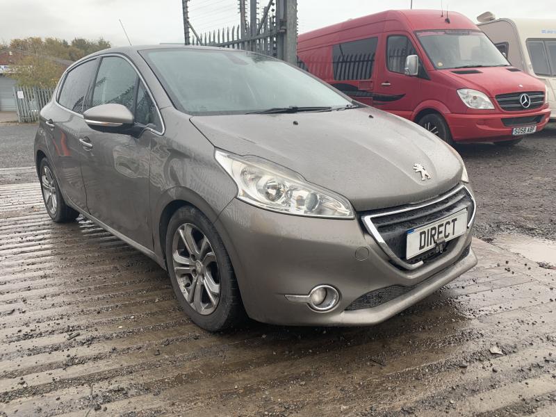 2014 Peugeot 208ure 1199cc Petrol Manual 5 Speed 5 Hatchback