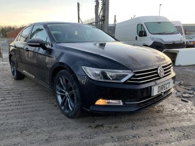 Image of 2015 Volkswagen Passat Se Business Tdi Bluemotion Technology 1968cc Turbo Diesel Manual 6 Speed 6 Saloon