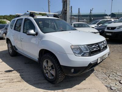 Image of 2016 Dacia Duster Laureate Dci 4x4 Model 1461cc Turbo Diesel Manual 6 Speed 6 Hatchback