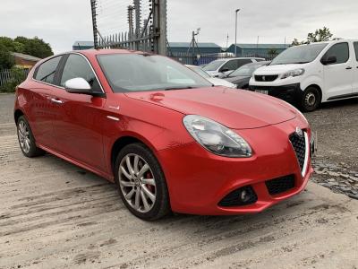 Image of 2013 Alfa Romeo Giulietta Jtdm-2 Sportiva Tct 1956cc Turbo Diesel Automatic 6 Speed 6 Hatchback