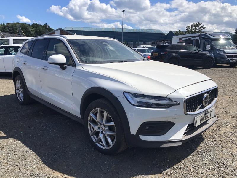2022 Volvo V60 B4 Cross Country Core Awd 1969cc Turbo Diesel Automatic 8 Speed 8 Estate