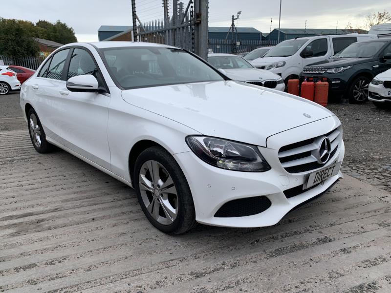 2016 Mercedes C-class C220 Automatic Se Executive 2143cc Turbo Diesel Automatic 7 Speed 7 Saloon