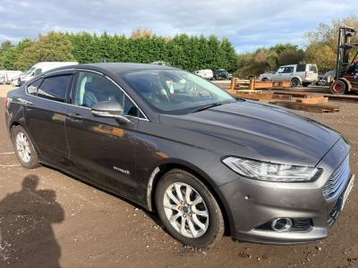 Image of 2015 Ford Mondeo Titanium Hev 1999cc Petrol/electric Automatic 6 Speed 6 Saloon