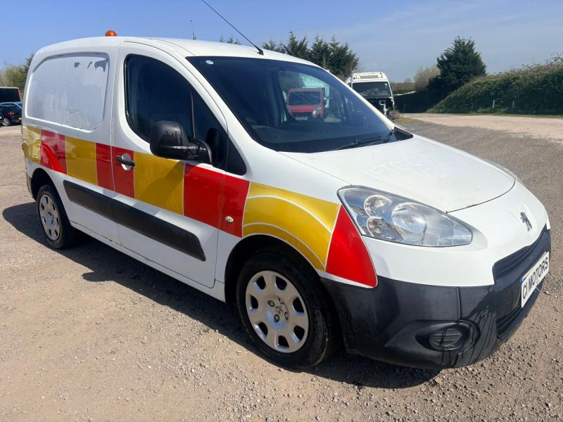 2014 Peugeot Partner Hdi S L1 850 1560cc Turbo Diesel Manual 5 Speed 5 Panel Van