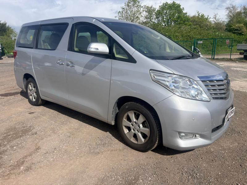 Toyota Alphard 24 Automatic MPV