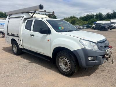 Image of 2017 Isuzu D-max Td Ecb 2499cc Turbo Diesel Manual 6 Speed 6 Pick Up