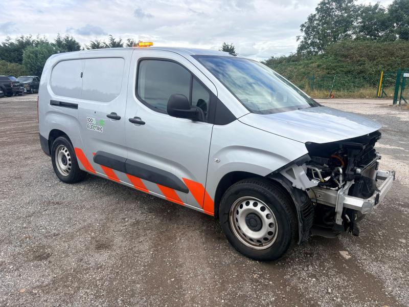 2022 Vauxhall Combo L2h1 2300 Dynamic Electric Direct Drive 1 Speed 1 Panel Van