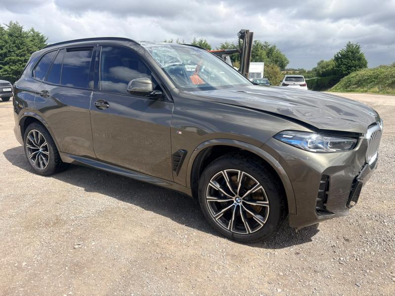 2024 BMW X5 XDRIVE40i 280KW Estate 8 Speed Automatic Imported Unregistered at DVLA (Vehicle - Car)