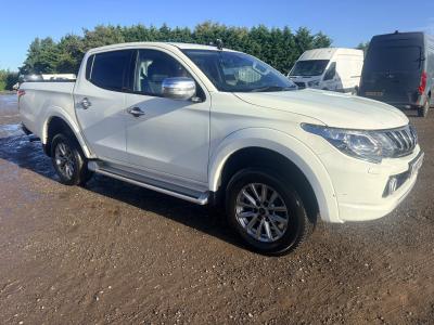 Image of 2019 Mitsubishi L200 Di-d 4wd Barbarian Dcb 2442cc Turbo Diesel Manual 6 Speed 6 Pick Up