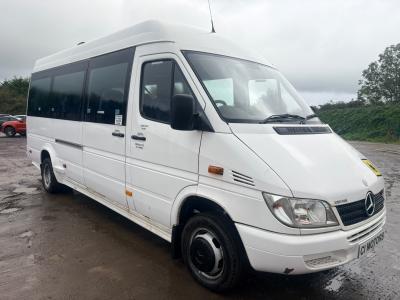 Image of 2006 Mercedes Sprinter 413 Cdi 2148cc Turbo Diesel Manual 5 Speed 5 Minibus