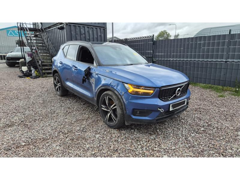 2020 Volvo Xc40 Recharge T5 R-design 1477cc Turbo Petrol/electric Semi Auto 7 Speed 7 Estate