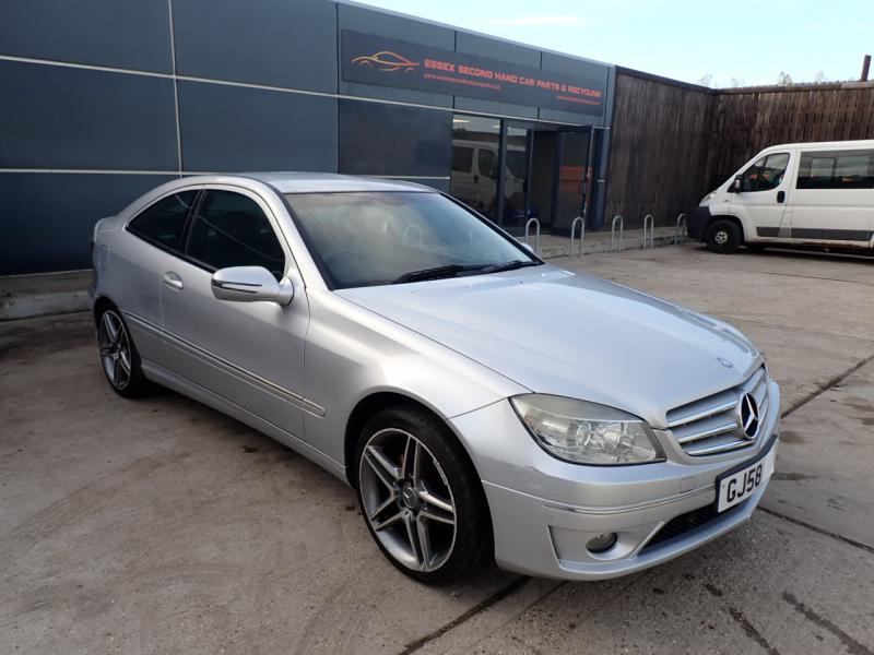 2008 Mercedes Clc-class Clc180 Kompressor Se 1796cc Super Petrol Automatic 5 Speed 5 Coupe