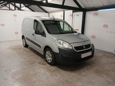 Image of 2018 Peugeot Partner Blue Hdi Professional L1 1560cc Turbo Diesel Manual 5 Speed 5 Panel Van