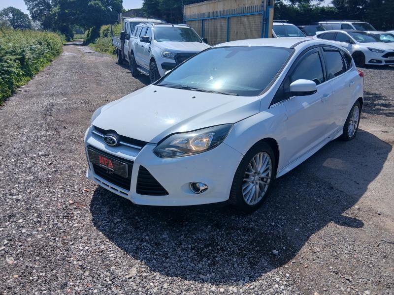 2014 Ford Focus Zetec S Tdci 1560cc Turbo Diesel Manual 6 Speed 6 Hatchback