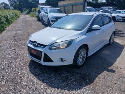 Image of 2014 Ford Focus Zetec S Tdci 1560cc Turbo Diesel Manual 6 Speed 6 Hatchback