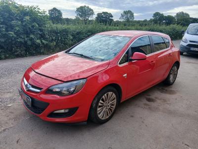 Image of 2014 Vauxhall Astra Excite 1598cc Petrol Manual 5 Speed 5 Hatchback