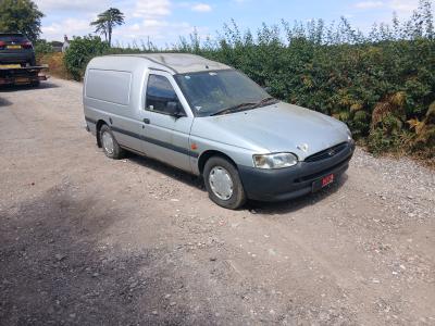 Image of 1996 Ford Escort 55 1753cc Diesel Manual 5 Speed 5 Car Derived Van