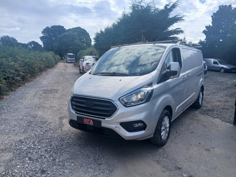 2018 Ford Transit Custom 300 Limited P/v L2 H1 1996cc Turbo Diesel Manual 6 Speed 6 Panel Van