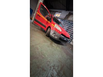 Image of 2012 Peugeot Partner Hdi S L1 625 1560cc Turbo Diesel Manual 5 Speed 5 Panel Van