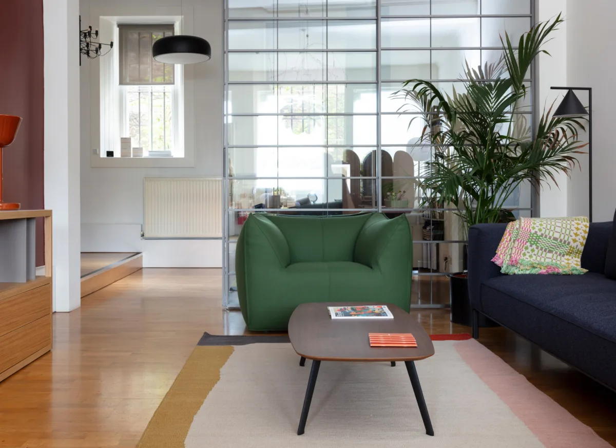 Tangram showroom slide 2