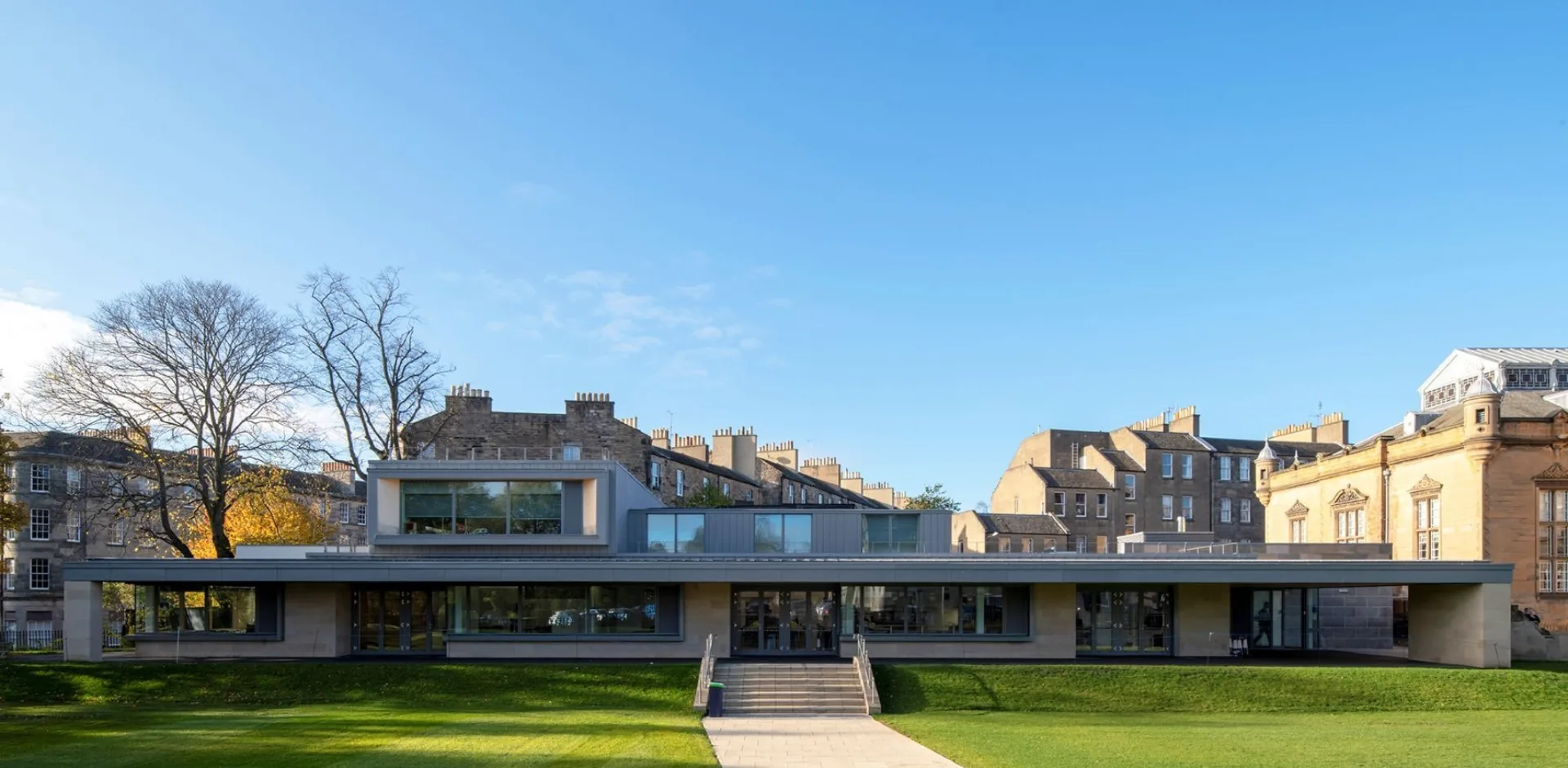 Heriots School Exterior