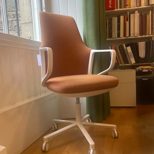 Calma Desk Chair – Andreu World