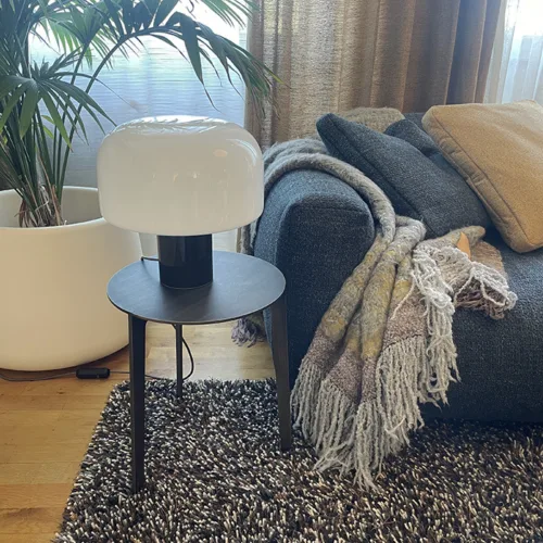 Side Table – Bensen