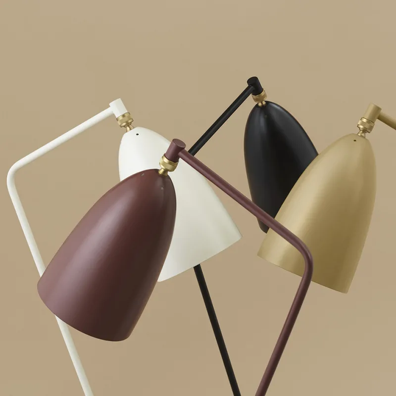 Gubi Gräshoppa Floor Lights