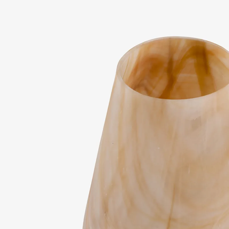 Ligne Roset Alba vase detail