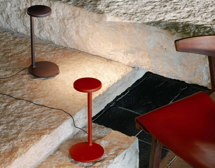 Flos Oblique matt brown