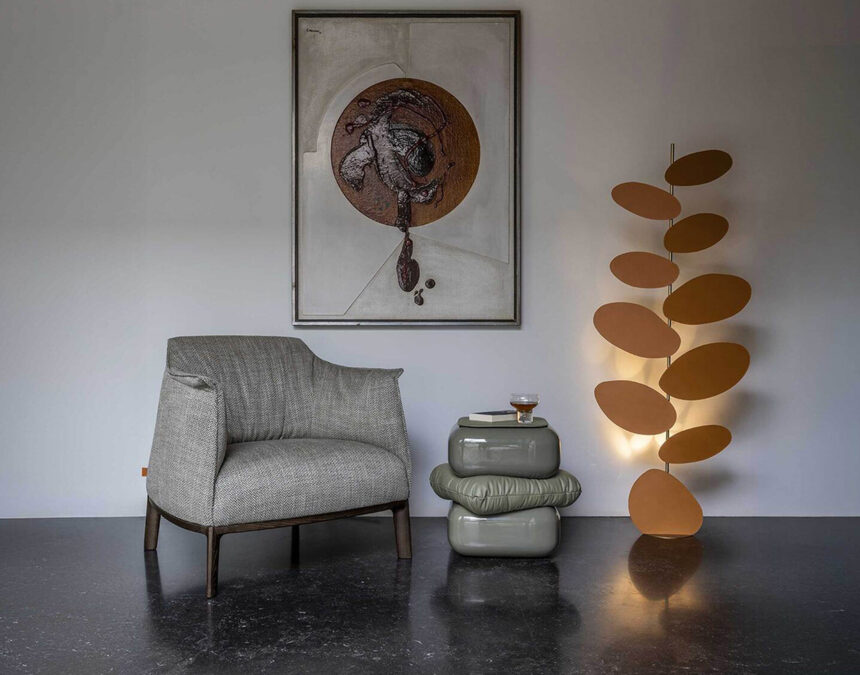 Poltrona Frau Archibald Armchair wood